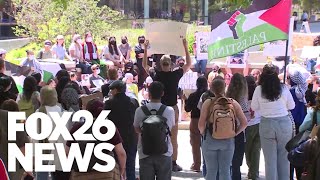 CSUF students hold peaceful proPalestinian demonstration on campus