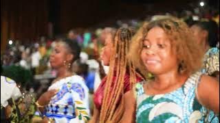 concert Tali takumi de Mme Past ABITOR Makafui