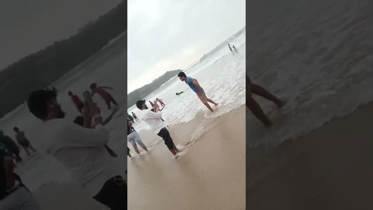 Goa Tourist Place 2022  / Goa Travel  2022 /  Dosto Sath Goa Beach