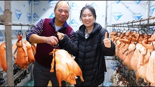 探吃广东40年烧鹅店9斤大鹅皮脆肉嫩大刀切开肉汁馋人