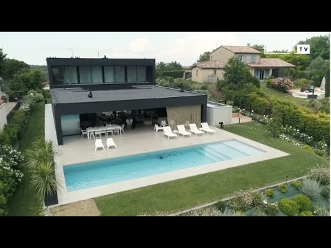 Vidéo: Maison impressionnante avec une architecture différente à Sao Paulo