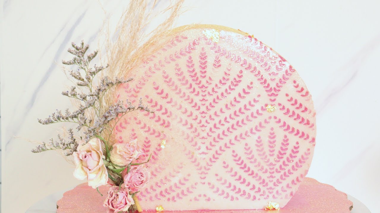 Cómo Decorar un Pastel con Stencil