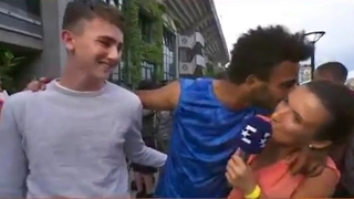 French Open Actually Punishes Tennis Star for Trying to Kiss Reporter |  Fortune