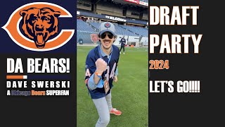 A Bears SUPERFAN attends da 2024 NFL Draft Party at Soldier Field 🐻⬇️ 🕺🏻 #dabears