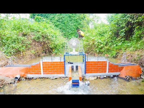 Making Mini hydroelectricity on the river generates 220v current