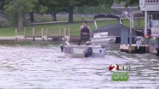 Hundreds of dead fish found at Indian Lake