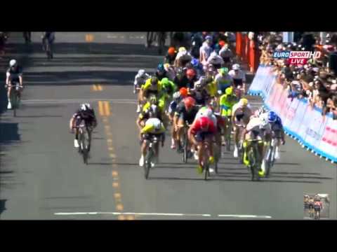 Video: Peter Sagan, Cavendish'e dirsek attığı için 2017 Fransa Bisiklet Turu'ndan diskalifiye edildi