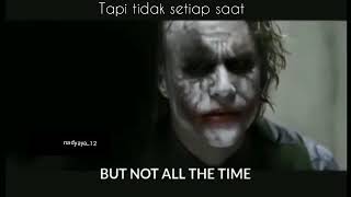 Pura pura tersenyum😊