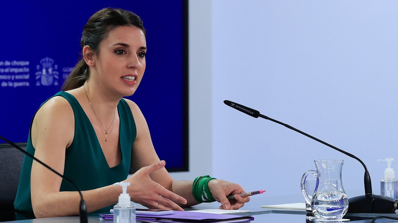 Formación académica de irene montero