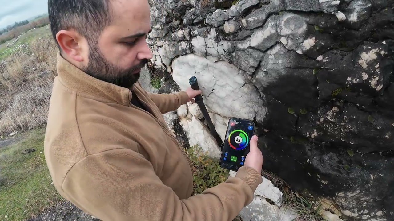 Tarihi Bölgede Bulduğumuz Küpten Altınlar Fışkırdı !!!