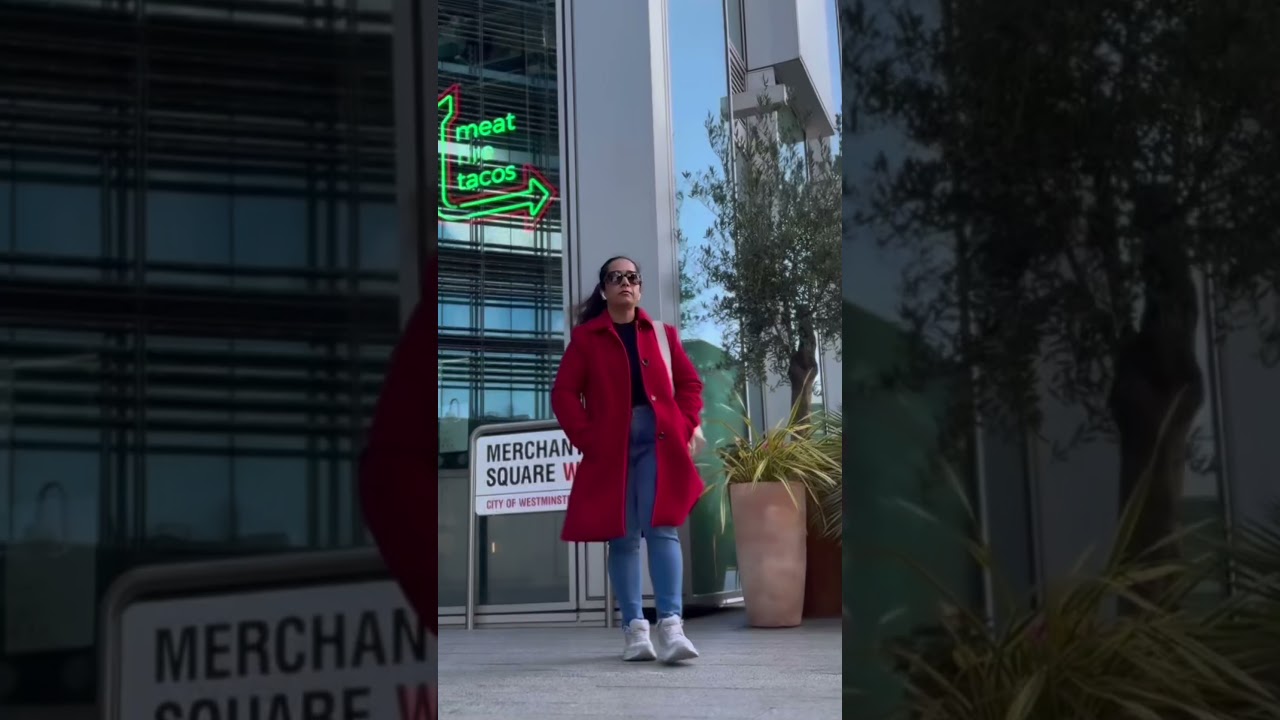 Do you like Red Coat for Autumn 🍂  