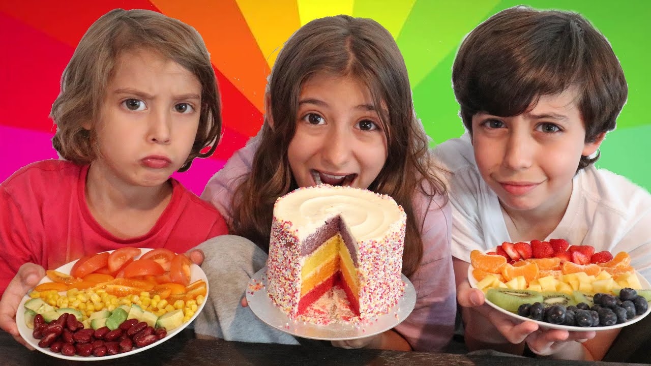 طعام بألوان القوس القزح لفائز التحدي لكن حسب الحظ!