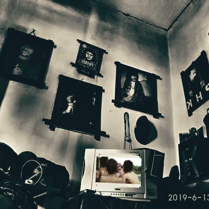 Story WA iwan fals bento di rumah saja
