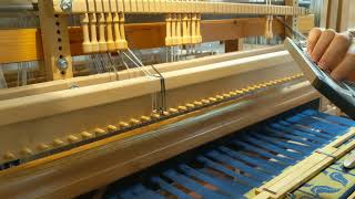 Weaving Damask On A Drawloom