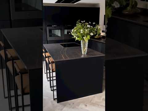 Black Kitchen using