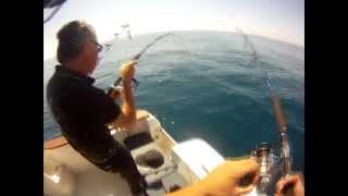 PESCA DESDE EMBARCACIÓN UN POQUITO DE TÓ...
