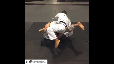 Counter against berimbolo