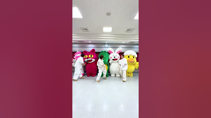 Dancing with the Animals🕺'Would You Like One?' #WouldYouLikeOne #WYLO #TravisJapan