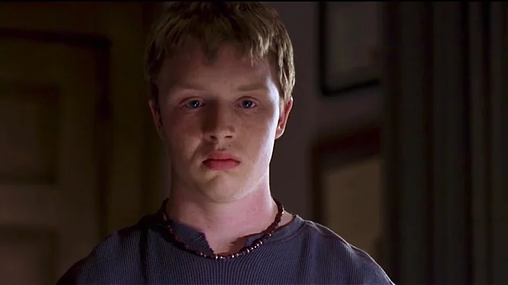 Noel Fisher/Sam Johnson - Huff 1x03