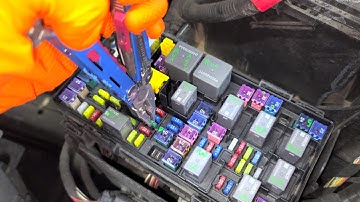 2011 Dodge Ram 1500 Radio Fuses