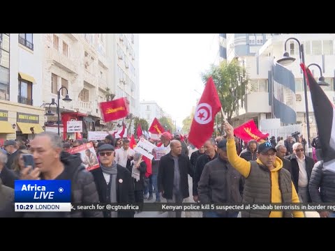 Tunisian workers protest over economic woes, union restrictions