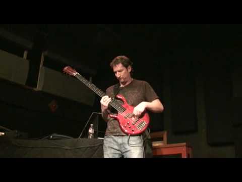 Jeff Schmidt Live Solo Bass "Anticipation" fretless