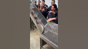 How to use a spiral staircase to carry a load upwards#shorts