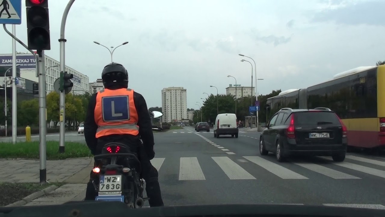 Prawo jazdy kat. A, A1, A2, AM. Obszar egzaminacyjny - jazda w ruchu miejskim.