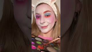 How to be the Mad Hatter for Halloween🎩💙