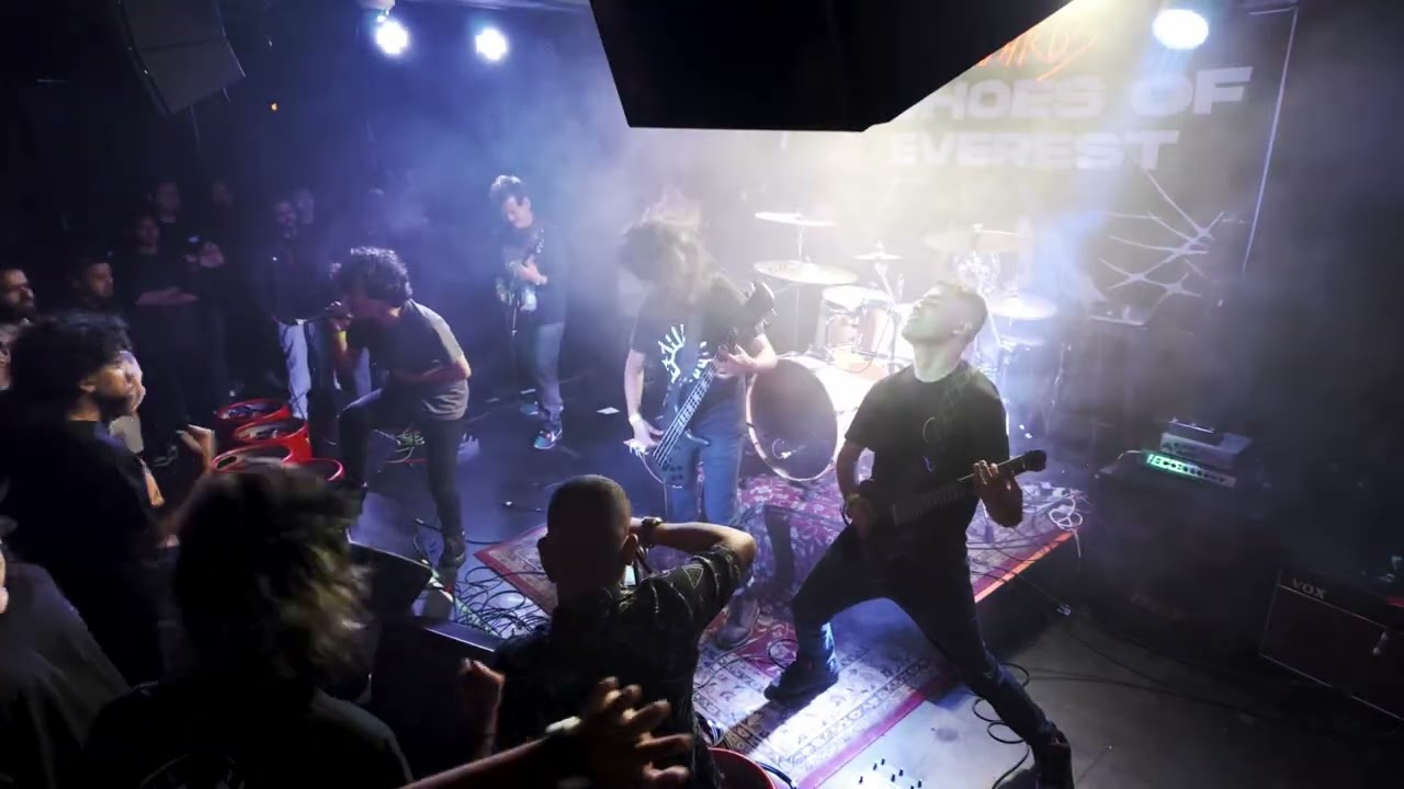 Cloud of thoughts (Live)