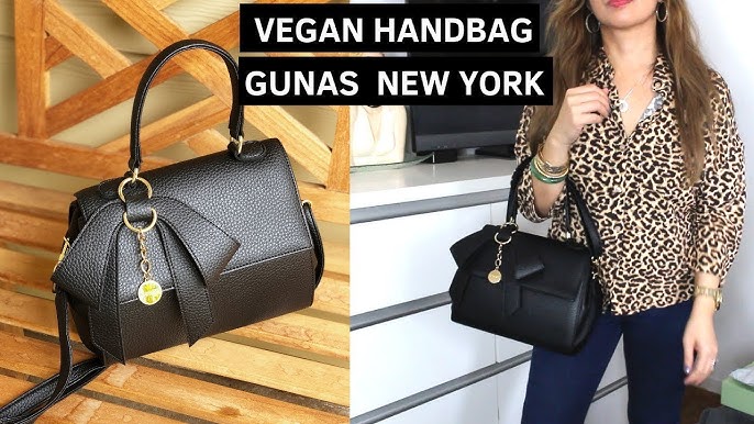 GUNAS New York Cottontail Mini Bag Keychain