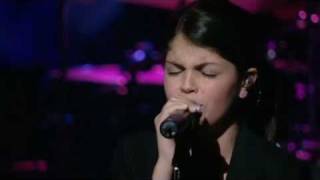 Video thumbnail of "Nikki Yanofsky - Lullaby of Birdland - By Zeca Linhares"