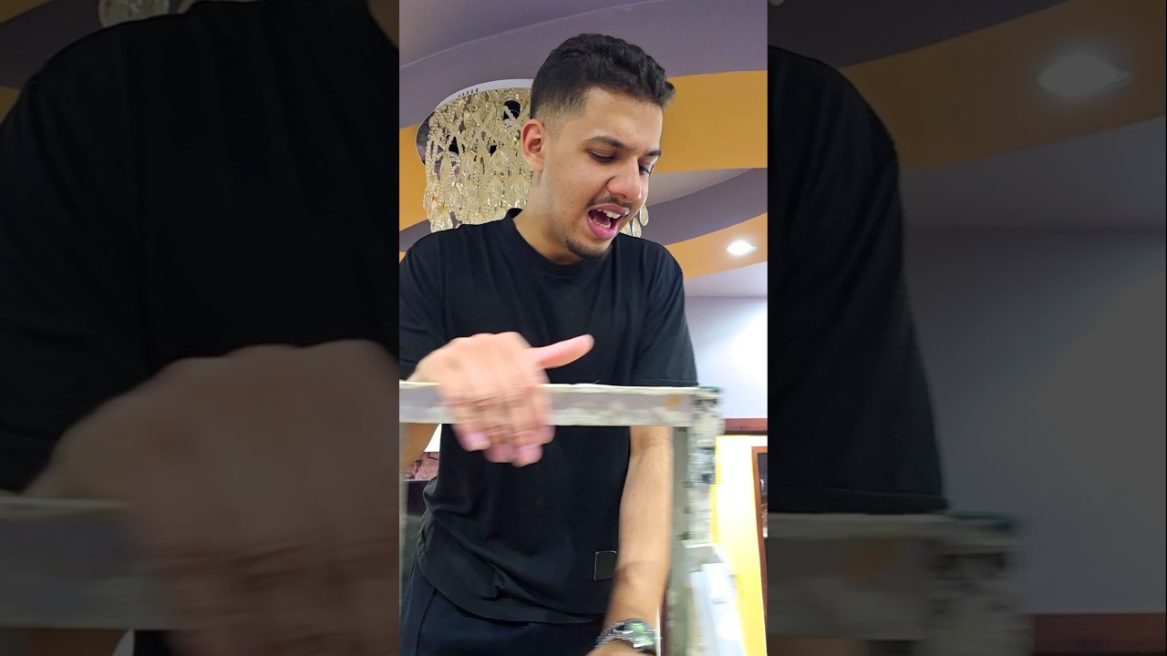 أخوك الصغير لما يستغل ضعفك😂