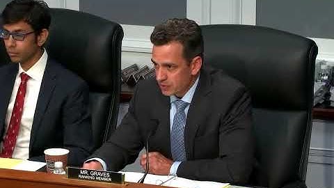 Rep. Graves questions the FTC Chairman & Commissioner about "pay to track" data selling