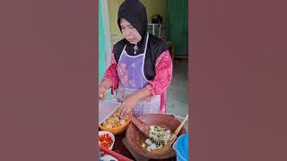 Pecel Ulek Khas Jambi || Jualnya di Bangka, Rasa Endulita