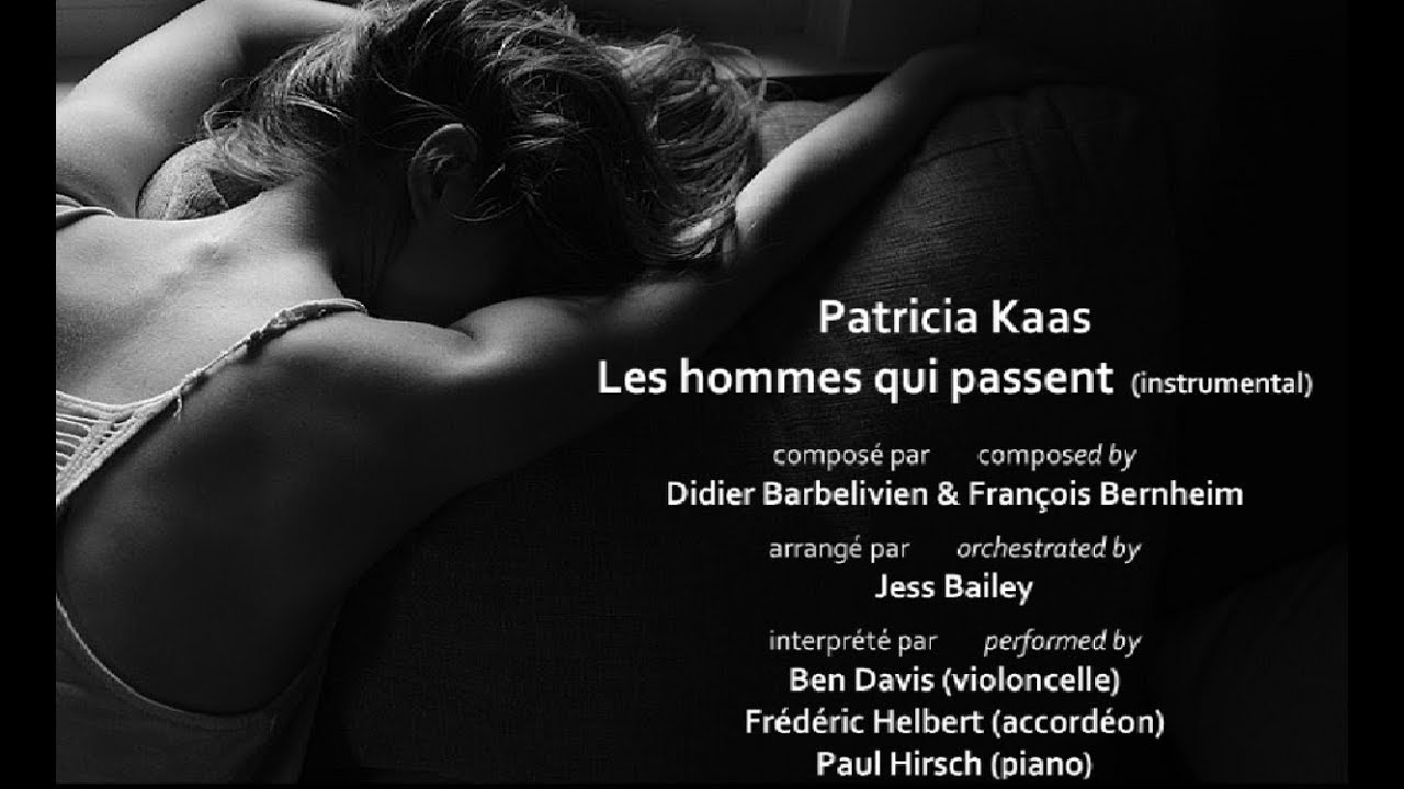 Hommes qui passent