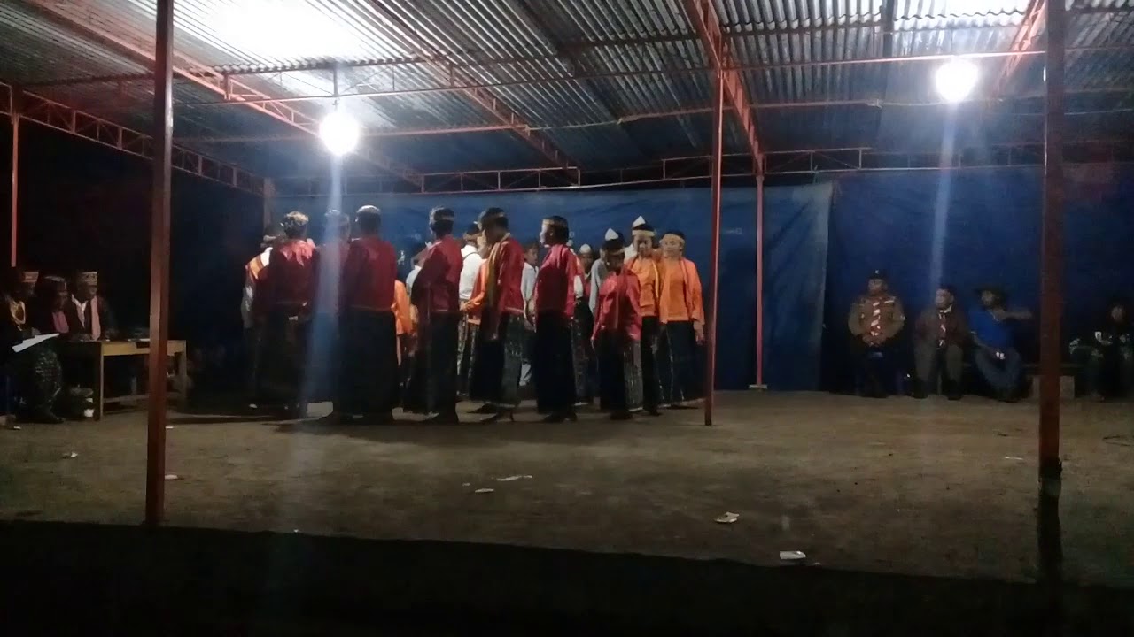 Pentas budaya sanda Manggarai Timur dari bumi perkemahan Rende Desa Lembur Kota Komba
