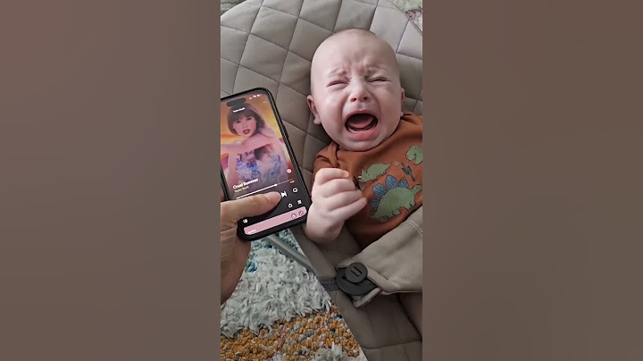 Taylor Swift makes babies Stop Crying...