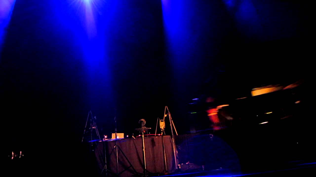 Aisatsana - Aphex Twin - Barbican, London 10th October 2012 - YouTube