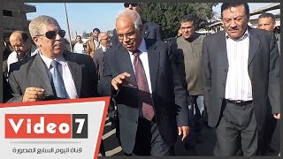 بالفيديو.. محافظ القاهرة يتفقد موقف «توشكى» بحلوان قبل فتح سوق به للباعة الجائلين