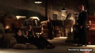 Flash 3X17 Kara & Barry Get Kidnapped