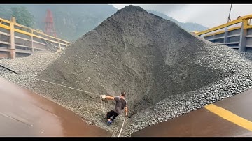 Barge unloading 5000 tons of ore Part 1 | Relaxing video