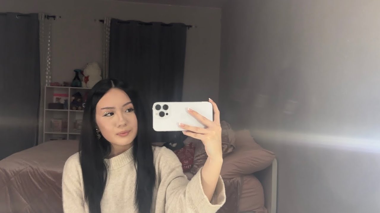 ASMR camera tapping - YouTube