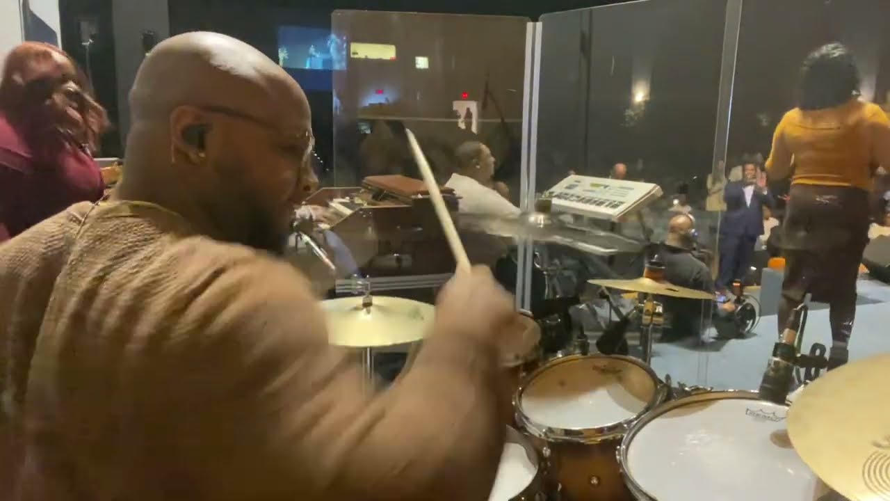 Enter His Gates- Rev Timothy Wright (PLGWC CHOIR & BAND‼️)