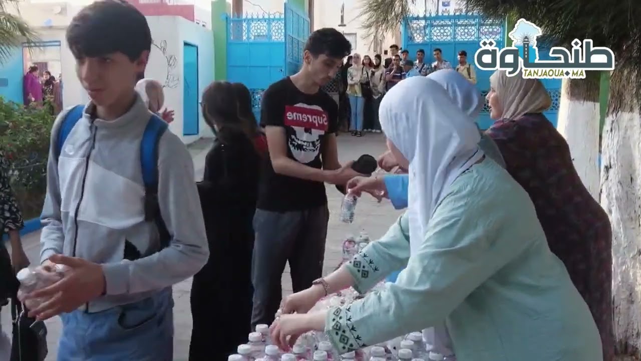 هكذا استقبلت ثانوية علال الفاسي التلاميذ المرشحين لاجتياز امتحانات الباكالوريا.