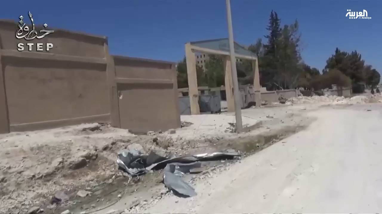 سوريا.. فتح ممرات آمنة لمدنيين حاصرهم داعش في منبج