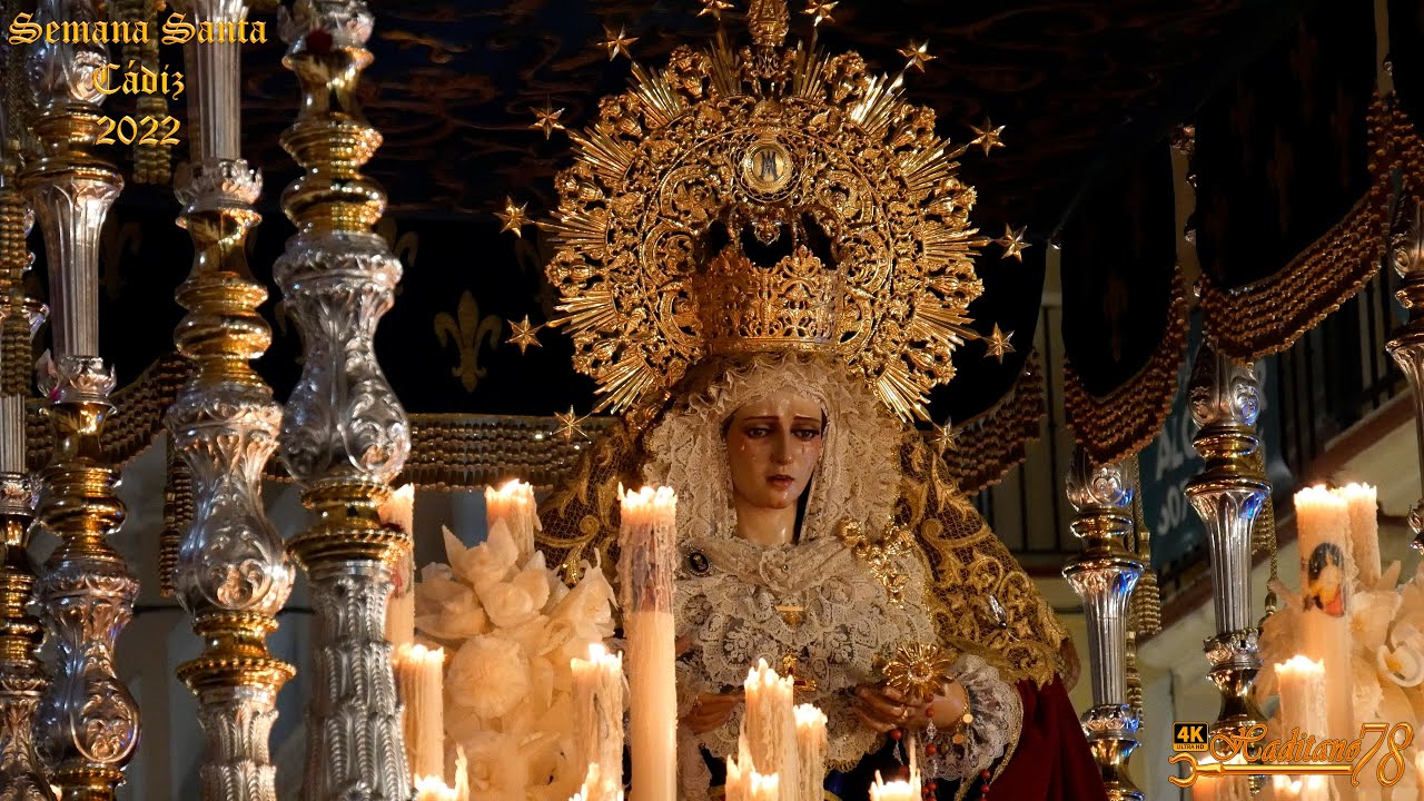 Semana Santa Cádiz 2022 Virgen de la Victoria por calle Nueva