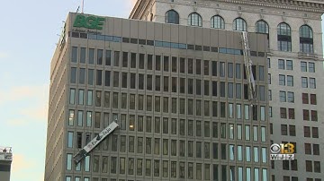 Crane To Remove Damaged Scaffolding At BGE Building Following Downtown Baltimore Blast
