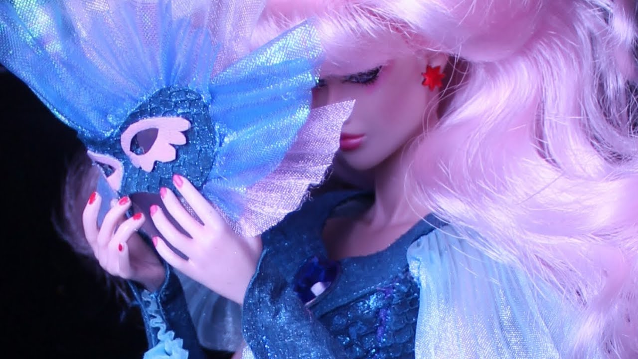 Jem and The Holograms ✨~ Everybody Wears A Mask ~💖🎭✨