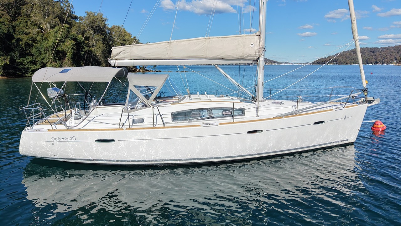 ⁣Beneteau Oceanis 40 'Angelsey' For Sale, Australia